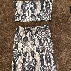 Two piece set